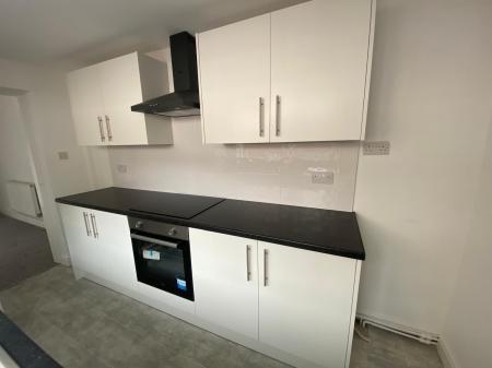 2 bedroom Terraced House to let in Warwick Street, Dunkirk, Nottingham, NG7