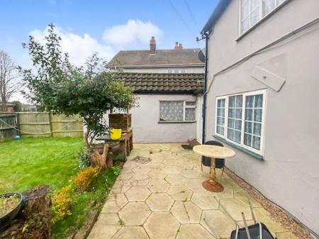 3 bedroom Cottage to let in Main Road, Nottingham, Watnall, NG16