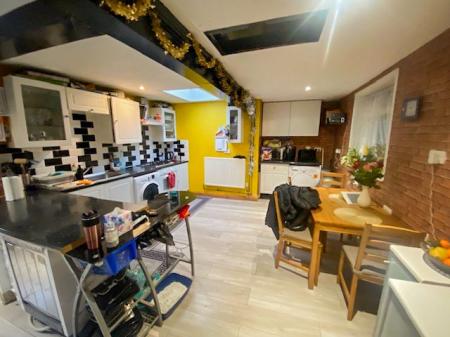 3 bedroom Cottage to let in Main Road, Nottingham, Watnall, NG16