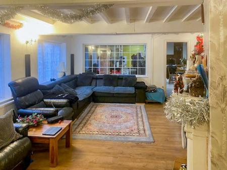 3 bedroom Cottage to let in Main Road, Nottingham, Watnall, NG16