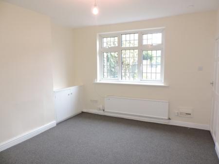 3 bedroom Cottage to let in East Street, Gotham, NG11