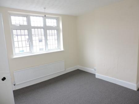 3 bedroom Cottage to let in East Street, Gotham, NG11