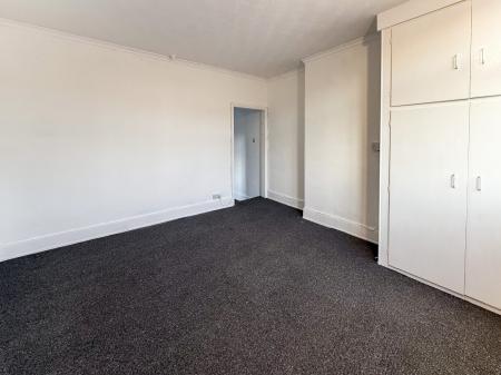 3 bedroom Cottage to let in East Street, Gotham, NG11