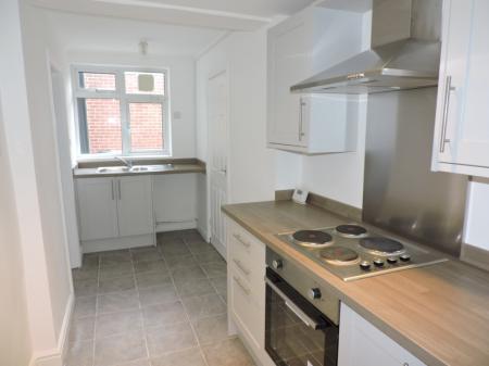 3 bedroom Cottage to let in East Street, Gotham, NG11