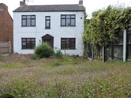 3 bedroom Cottage to let in East Street, Gotham, NG11