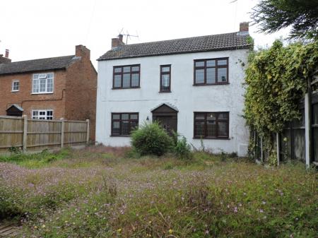 3 bedroom Cottage to let in East Street, Gotham, NG11