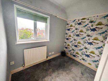 3 bedroom Semi-detached house to let in Rosecroft Drive, Daybrook, Nottingham, NG5