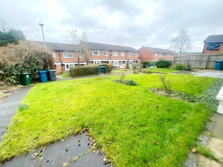 3 bedroom Semi-detached house to let in Grainger Avenue, Nottingham, West Bridgford, NG2