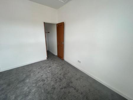 3 bedroom Terraced House to let in Burford Road, Nottingham, Forest Fields, NG7