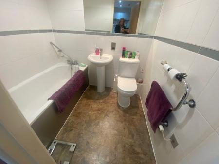 2 bedroom Apartment to let in Woolpack Lane, Nottingham, NG1