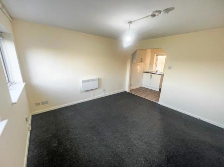 1 bedroom Flat to let in Sherbrooke Road, Carrington, NG5