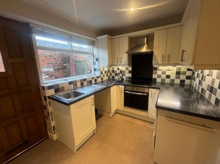 2 bedroom Terraced House to let in Winchester Terrace, Sherwood Nottingham, NG5