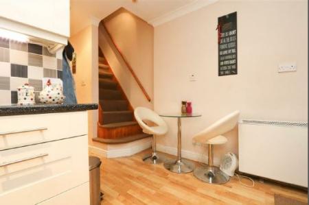 2 bedroom Terraced House to let in Winchester Terrace, Sherwood Nottingham, NG5