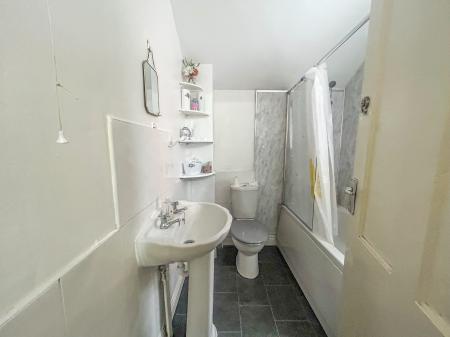 5 bedroom Terraced House for sale in Broxtowe Street, Sherwood Nottingham, NG5