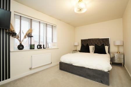 3 bedroom Semi-detached house for sale in Inger Drive,, Gedling, NG4