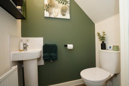 3 bedroom Semi-detached house for sale in Inger Drive,, Gedling, NG4