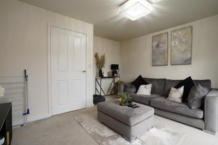 3 bedroom Semi-detached house for sale in Inger Drive,, Gedling, NG4