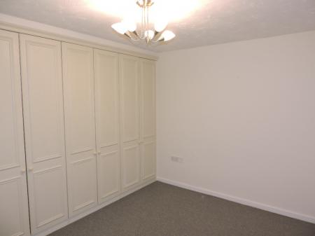 2 bedroom Flat to let in Edison Way, Arnold, NG5