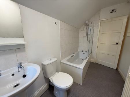 1 bedroom Studio flat to let in Tavistock Drive, Mapperley, Nottingham, NG3