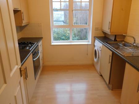 2 bedroom Flat to let in Sheridan Way, Sherwood, Nottingham, NG5