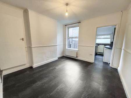 2 bedroom Terraced House to let in Loughborough Avenue, Sneinton, Nottingham, NG2