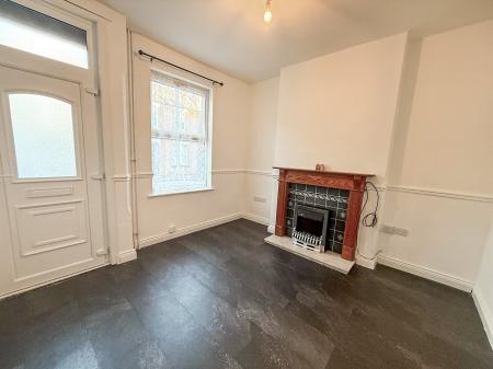 2 bedroom Terraced House to let in Loughborough Avenue, Sneinton, Nottingham, NG2