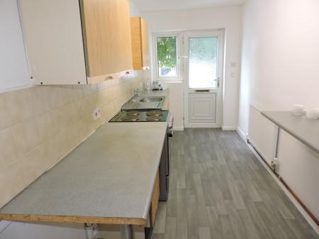 2 bedroom Town house to let in Downing Street, Bulwell, Nottingham, NG6