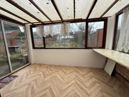 2 bedroom Flat to let in Rosecroft Drive, Nottinghamshire, Daybrook, Nottingham, NG5