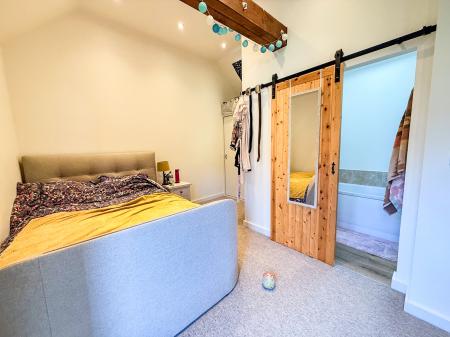 1 bedroom Barn Conversion to let in Main Street, Newark-on-Trent, NG23