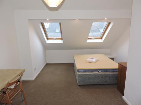 4 bedroom Terraced House to let in Hart Street, Lenton, Nottingham, NG7