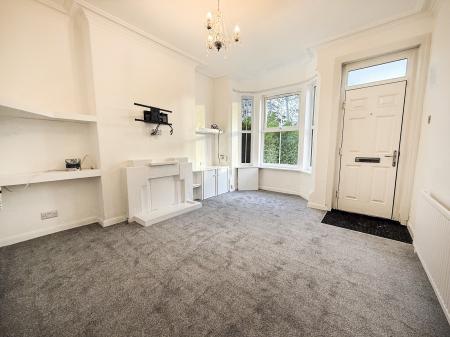 3 bedroom Flat to let in Clifton Road, Ruddington, NG11