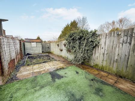 3 bedroom Flat to let in Clifton Road, Ruddington, NG11