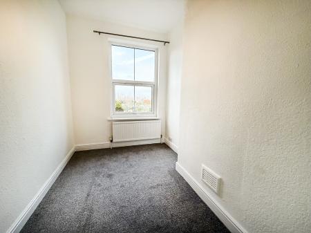3 bedroom Flat to let in Clifton Road, Ruddington, NG11
