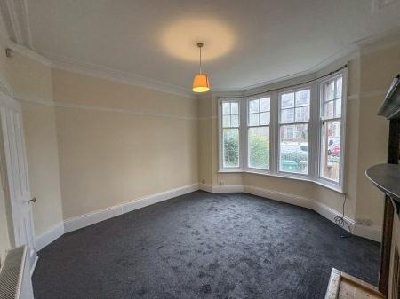 1 bedroom Flat to let in Tavistock Drive, Mapperley, Nottingham, NG3