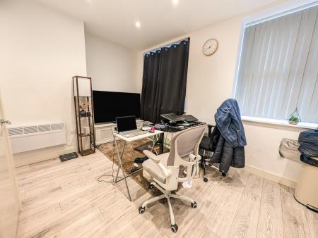1 bedroom Flat to let in The Rock, Bury, BL9