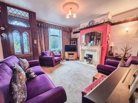 2 bedroom Terraced House for sale in Bridge Street, Saddleworth, Oldham, OL4