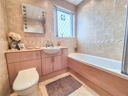 2 bedroom Terraced House for sale in Bridge Street, Saddleworth, Oldham, OL4