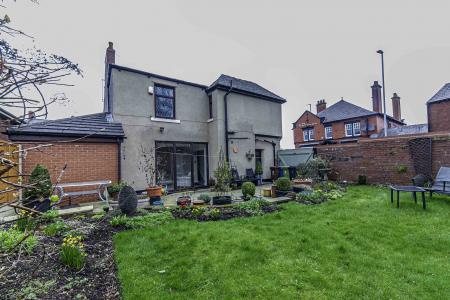 3 bedroom Detached house for sale in Eaves Lane, Oldham, OL9