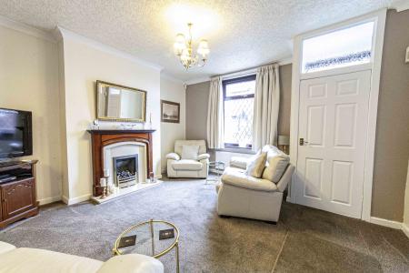 3 bedroom Detached house for sale in Eaves Lane, Oldham, OL9