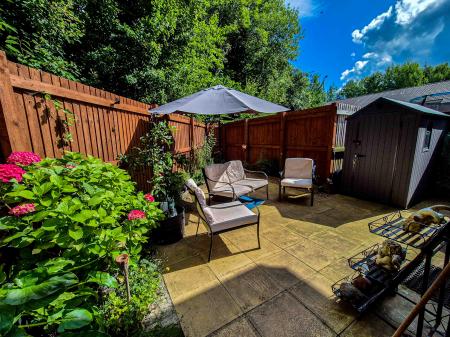 3 bedroom Semi-detached house for sale in Foxley Way, Oldham, OL4