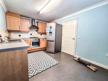 4 bedroom Town house for sale in Glebe Lane, Moorside, Oldham, OL1