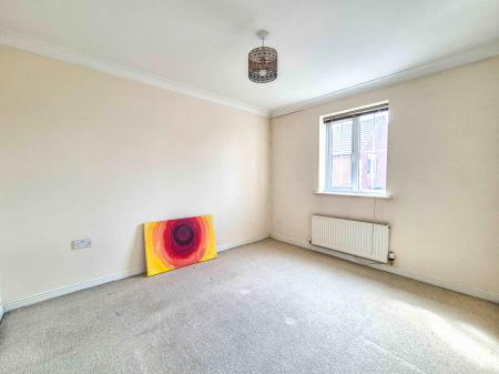 4 bedroom Town house for sale in Glebe Lane, Moorside, Oldham, OL1