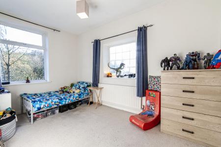 3 bedroom Terraced House for sale in Jubilee, Shaw, OL2