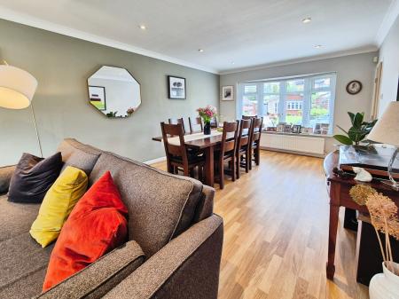 4 bedroom Detached house for sale in Kirkdale Drive, Oldham, OL2