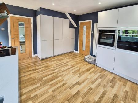 4 bedroom Detached house for sale in Kirkdale Drive, Oldham, OL2