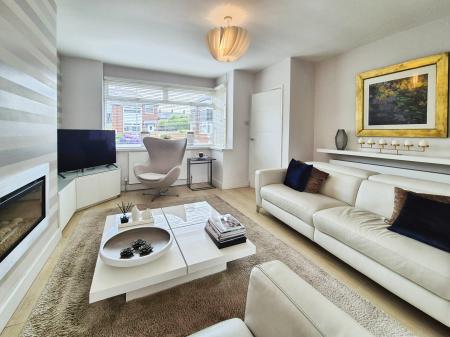 3 bedroom Town house for sale in Spring Close, Lees, Oldham, OL4