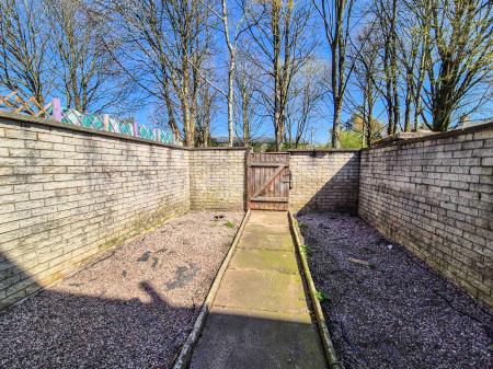 2 bedroom Terraced House for sale in Victoria Street, Lees, Oldham, OL4