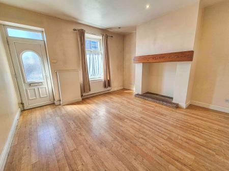 2 bedroom Terraced House for sale in Victoria Street, Lees, Oldham, OL4