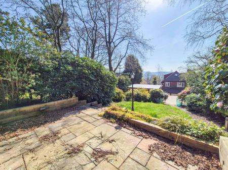 4 bedroom Semi-detached house for sale in Oldham Road, Grasscroft, Saddleworth, OL4