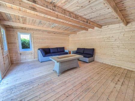 4 bedroom Semi-detached house for sale in Oldham Road, Grasscroft, Saddleworth, OL4